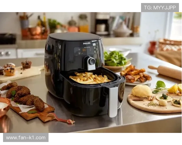 扬尼斯家里电费得炸锅吧，这身材光是吹空调都得划算到哭