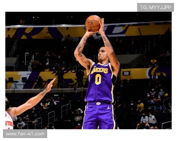 库兹马加强挡拆牵制 上赛季外线效率回升